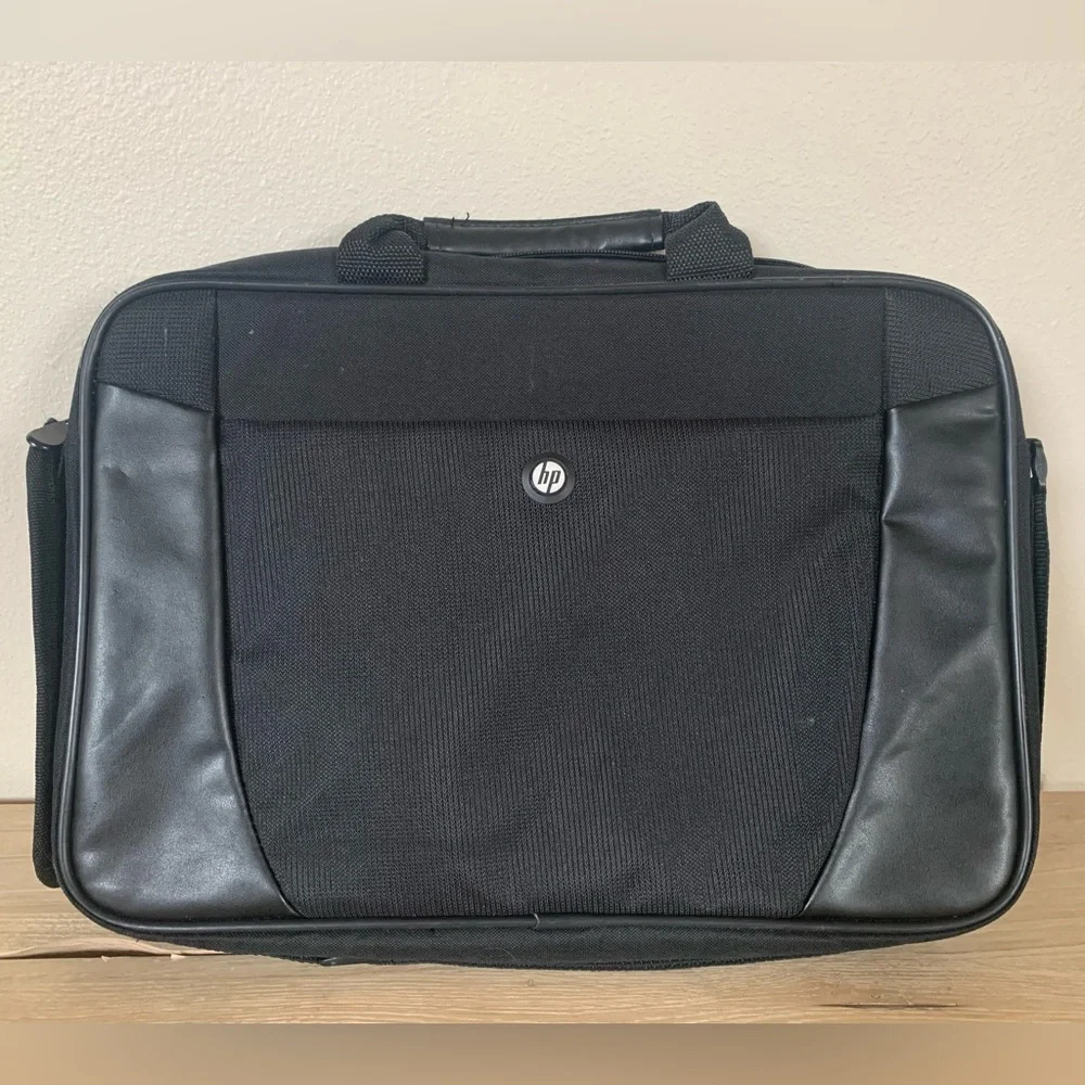 Laptop bag
